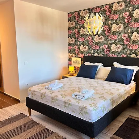 Διαμέρισμα Gardens B44 Morunov